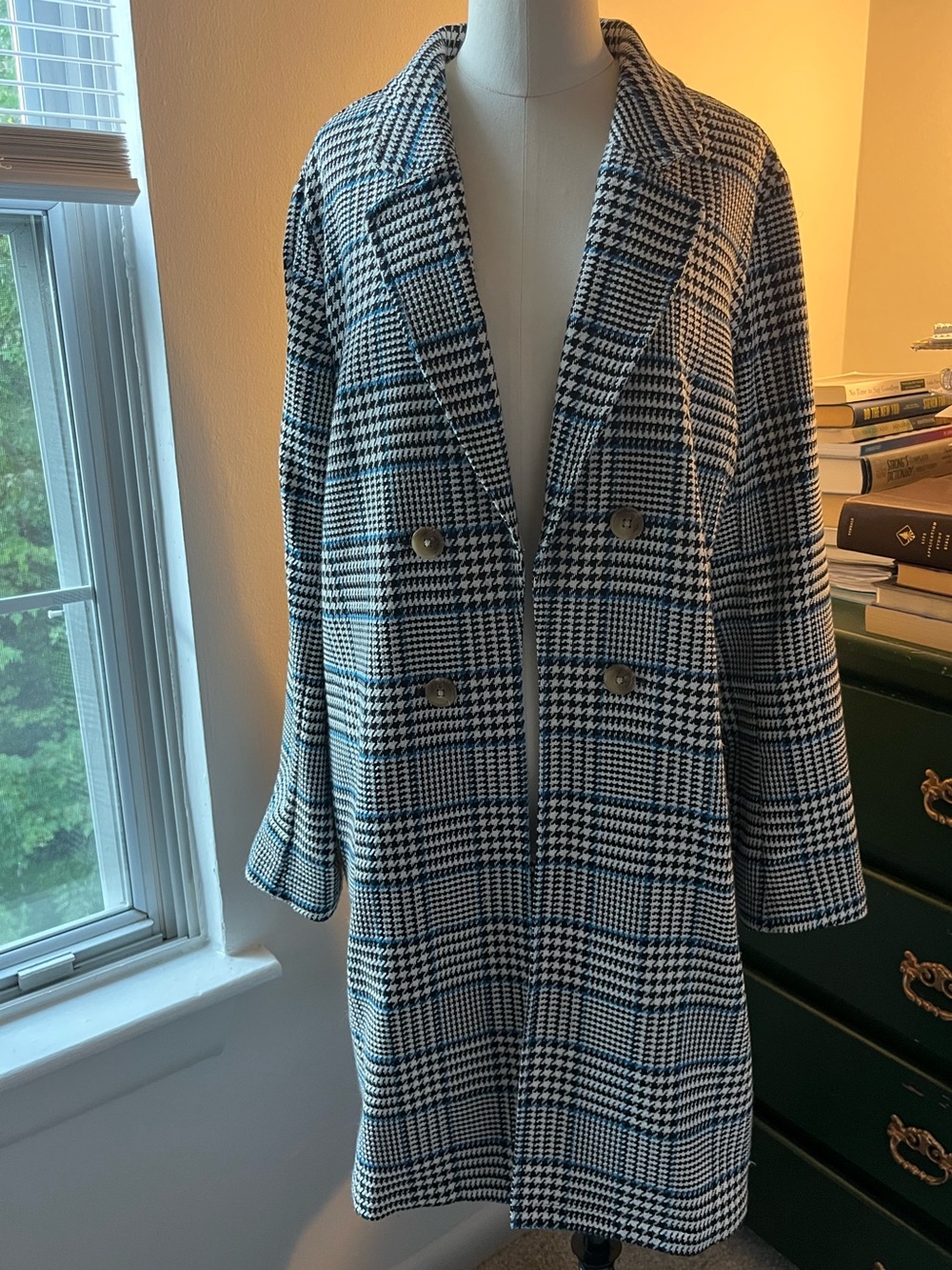 J. Jill Made in Jordan Black and White Houndstooth Plaid Knit Blazer